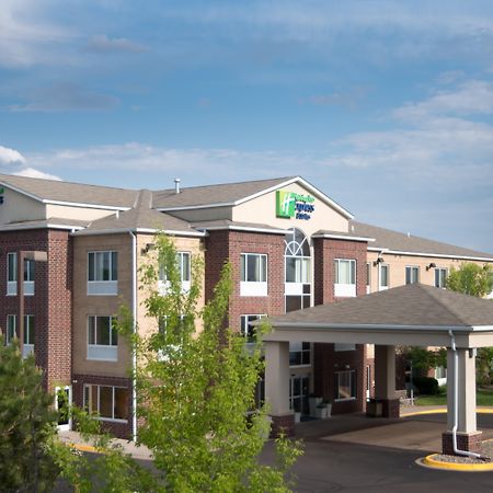 Holiday Inn Express Hotel & Suites Chanhassen By Ihg Exterior photo