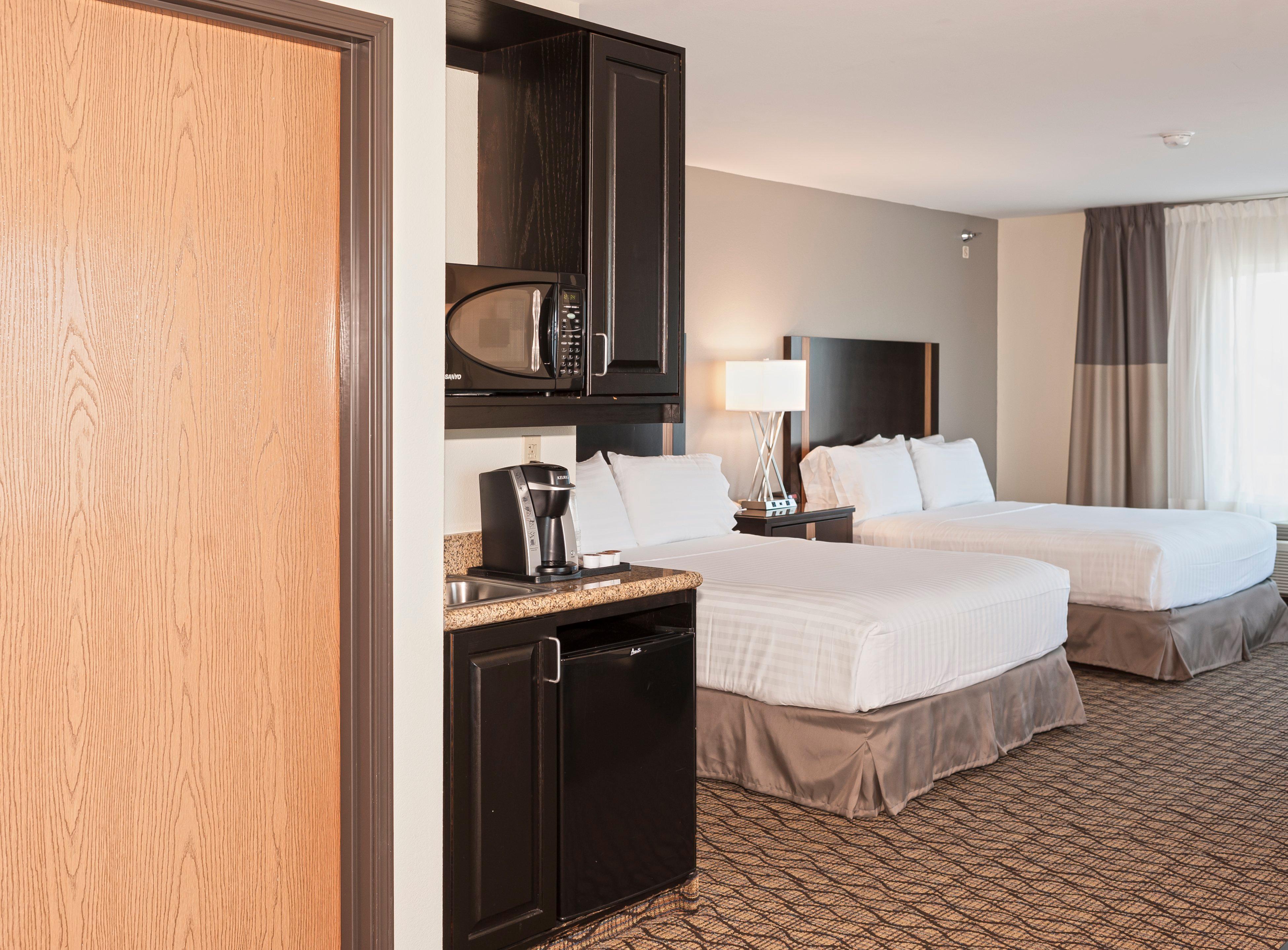Holiday Inn Express Hotel & Suites Chanhassen By Ihg Exterior photo